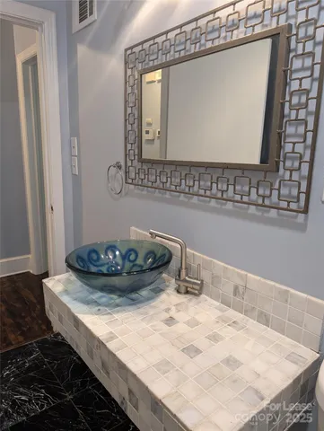 $1,875 | 1418 Briar Creek Road, Charlotte, NC 28205