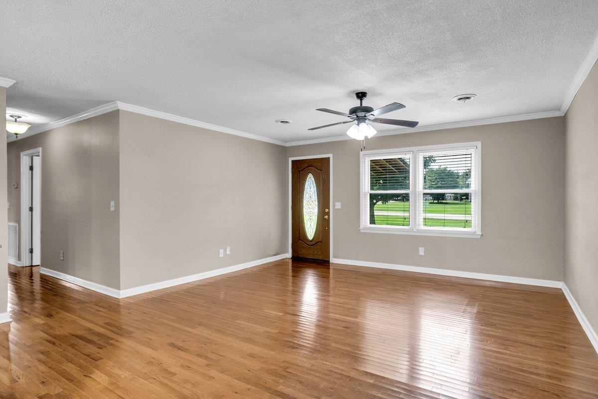220 Oak Street Chesnee, SC 29323 - Photo 12 of 38