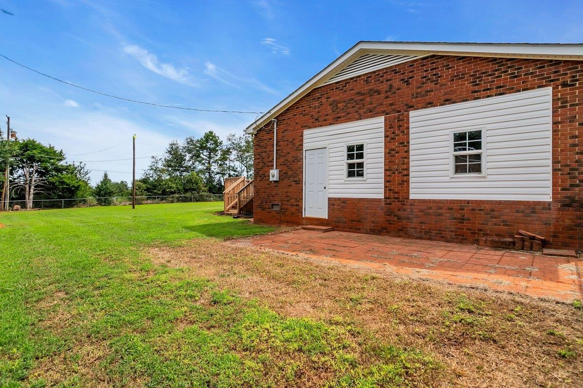 220 Oak Street Chesnee, SC 29323 - Photo 33 of 38