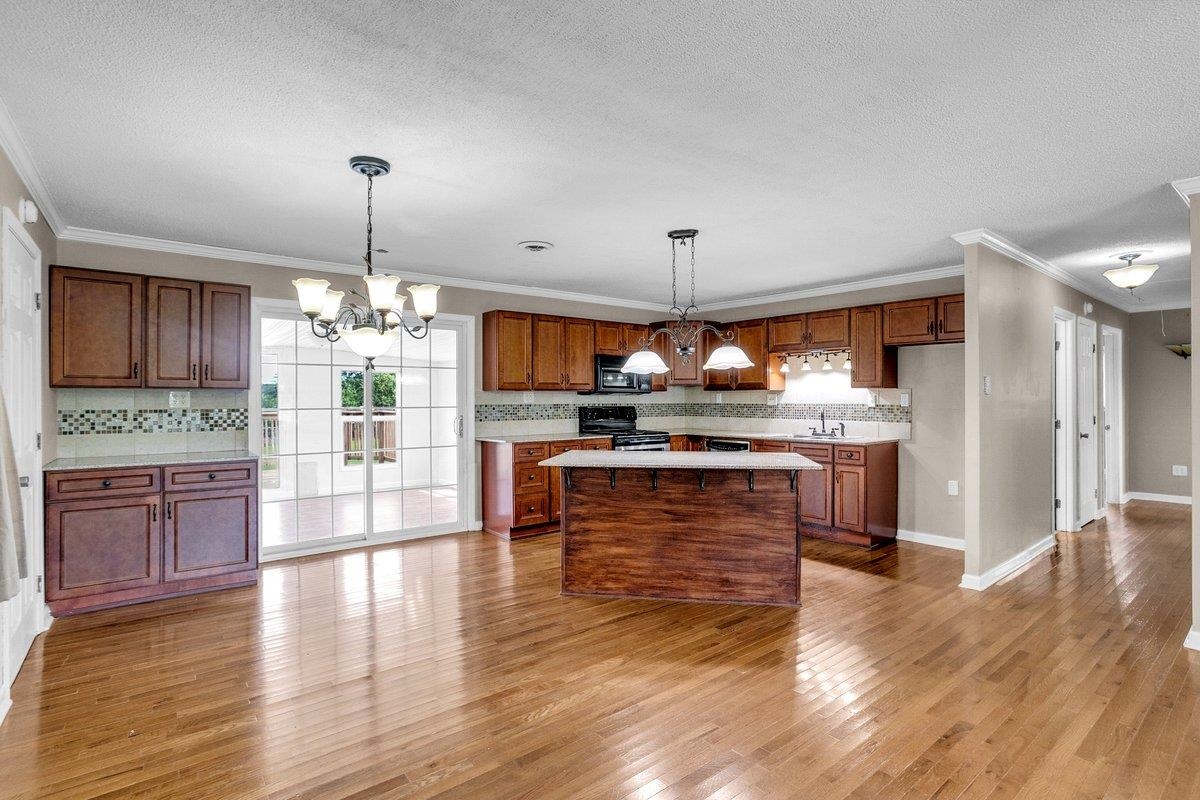 220 Oak Street Chesnee, SC 29323 - Photo 7 of 38