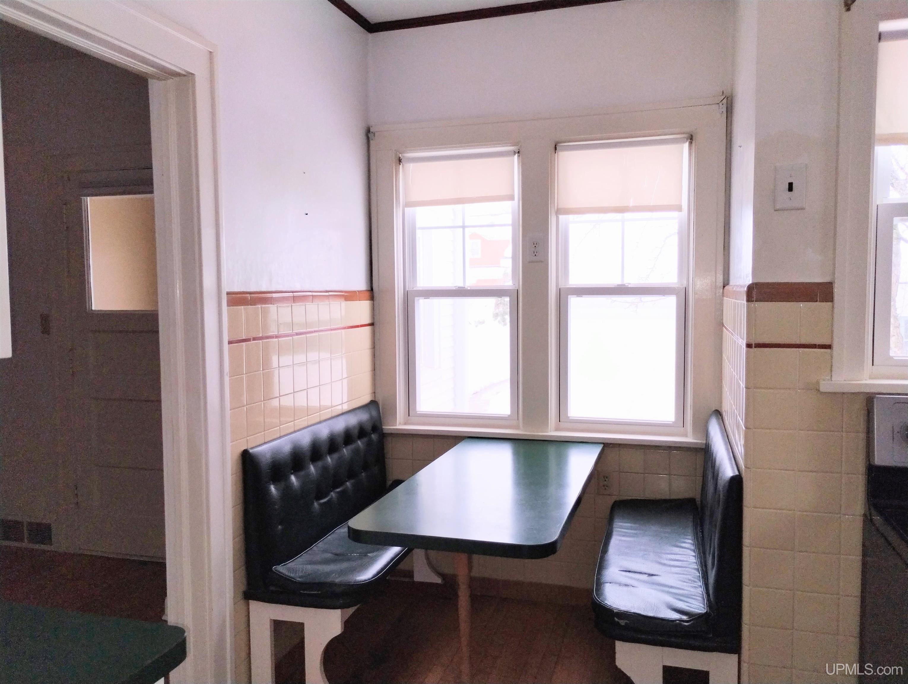 804 South 13th Street Escanaba, MI 49829 - Photo 21 of 61
