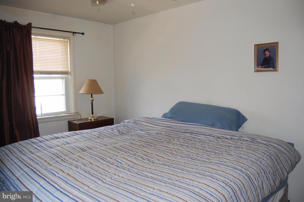 448 Charles Road Lancaster, PA 17603 - Photo 12 of 21 Gallery Image 12