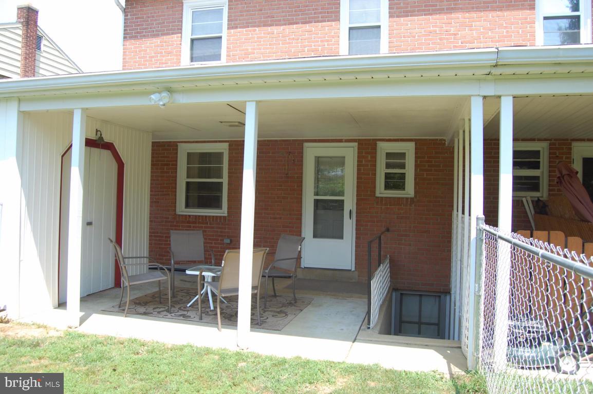 448 Charles Road Lancaster, PA 17603 - Photo 4 of 21 Gallery Image 4