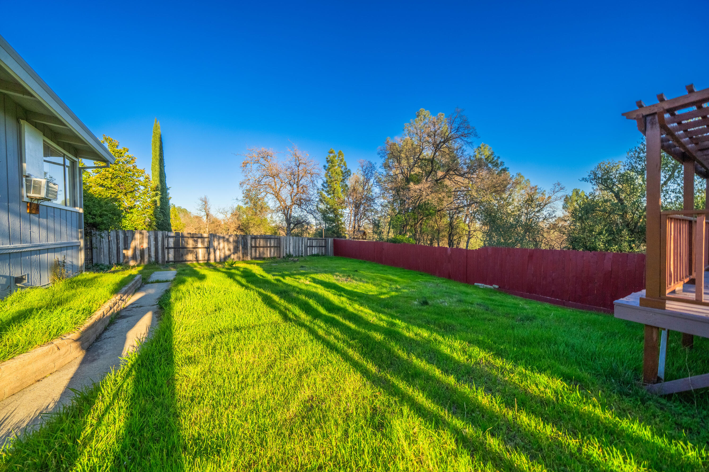 3250 Winding Way Redding, CA 96003 - Photo 23 of 29 Backyard.