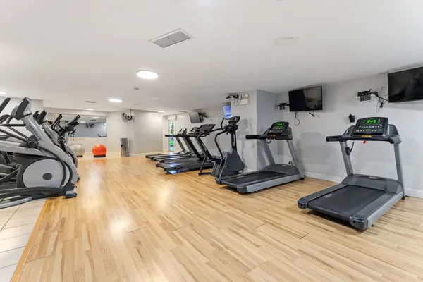 $2,200 | 3600 North Lake Shore Drive, Unit 1616, Chicago, IL 60613