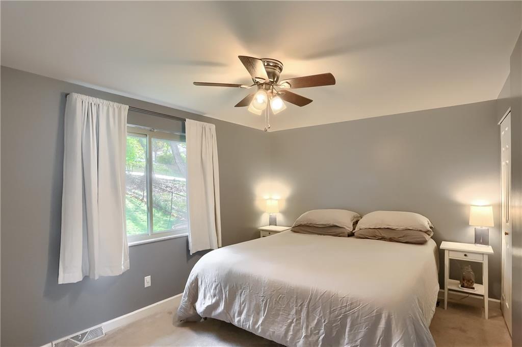 9050 Willoughby Road Pittsburgh, PA 15237 - Photo 11 of 25 Gallery Image 11