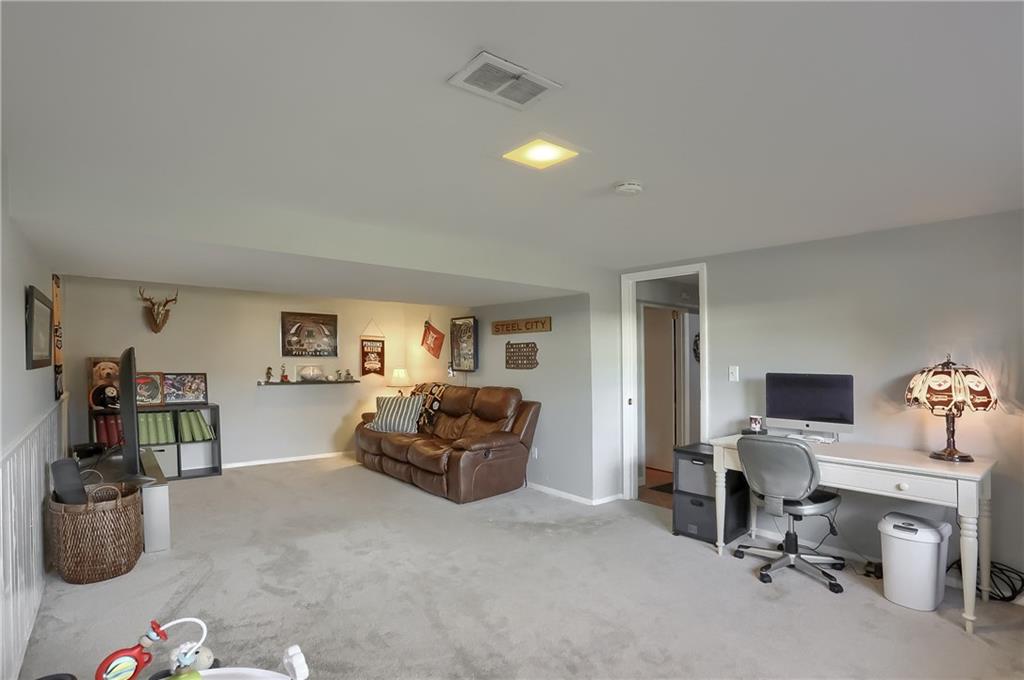 9050 Willoughby Road Pittsburgh, PA 15237 - Photo 20 of 25 Gallery Image 20