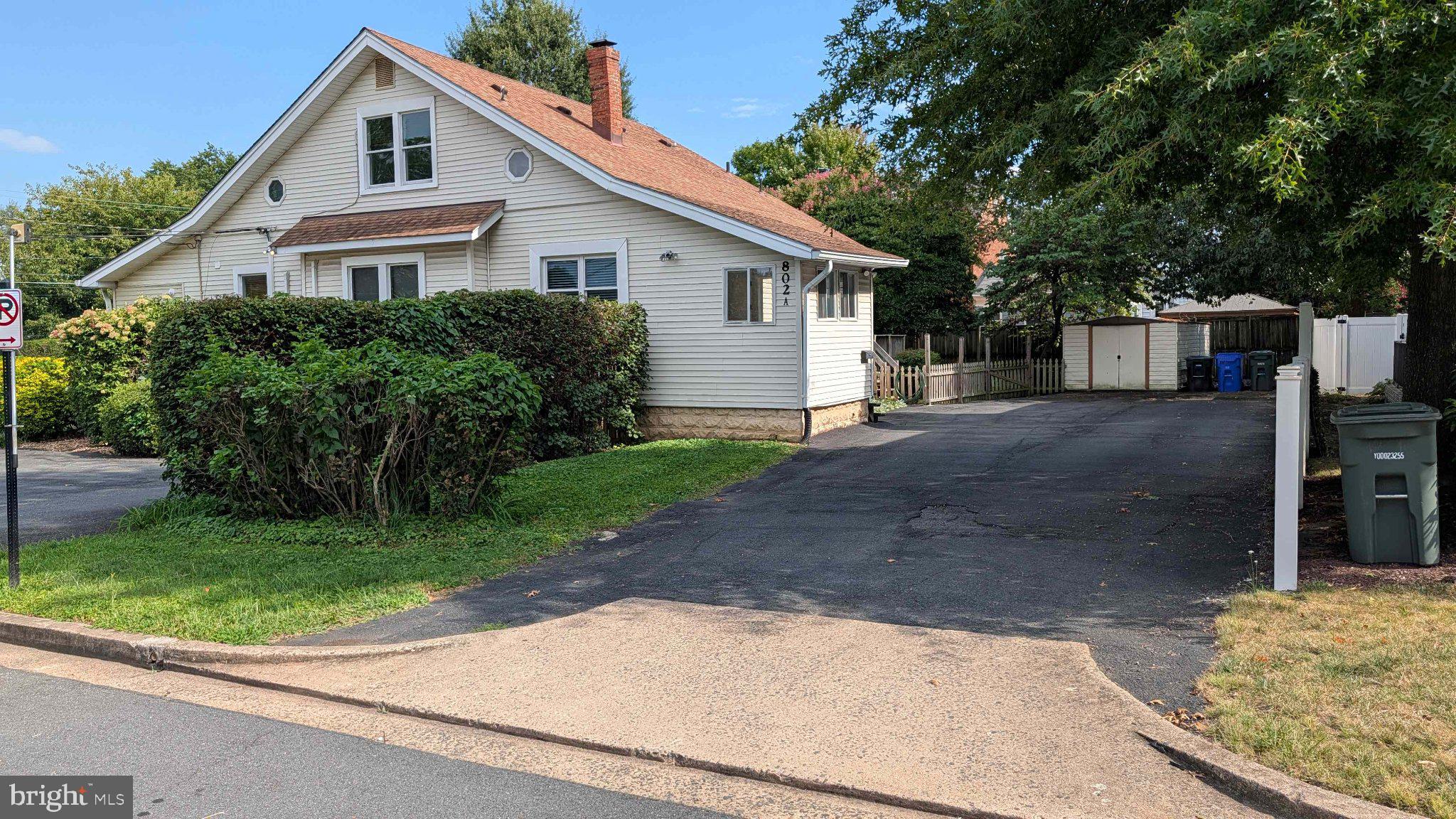 802 South Glebe Road Arlington, VA 22204 - Photo 2 of 36 Gallery Image 2