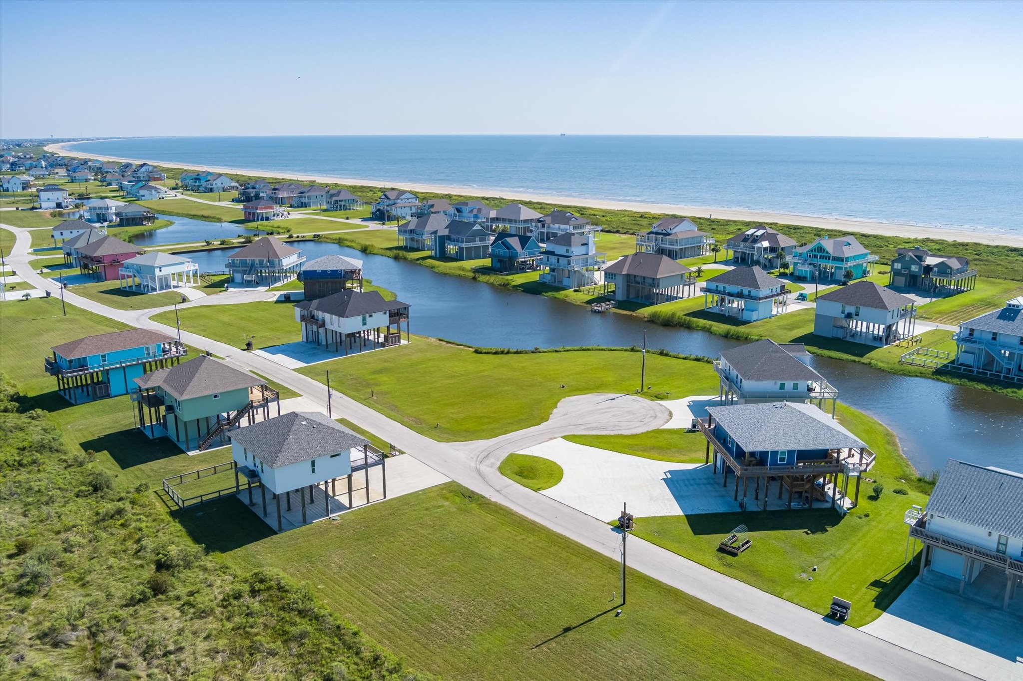 a view of an ocean with seating area