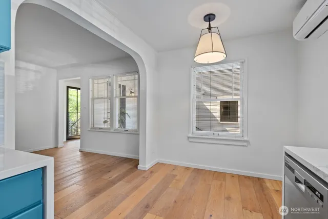 $3,200 | 1205 Northeast 91st Street, Seattle, WA 98115