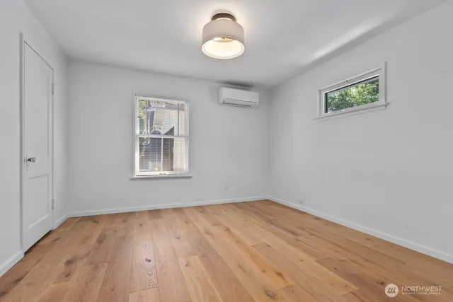 $3,200 | 1205 Northeast 91st Street, Seattle, WA 98115