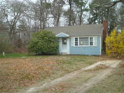 32 Howes Road South Yarmouth, MA 02664 - Photo 1 of 7 Primary Photo