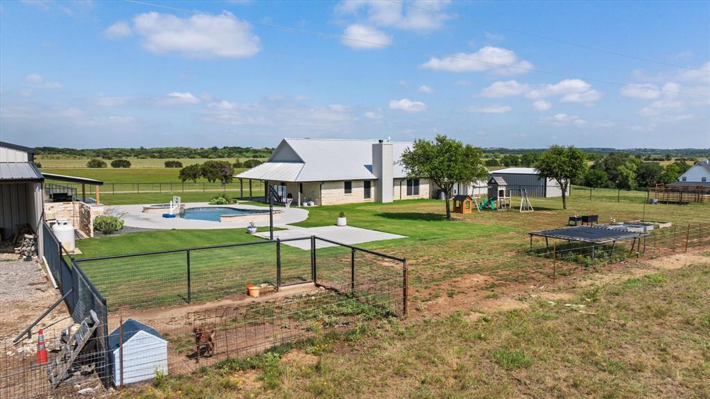 7000 Massey Road Granbury, TX 76049 - Photo 14 of 40