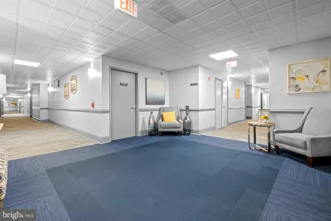 $615,000 | 500 Admirals Way, Unit 402, Philadelphia, PA 19146