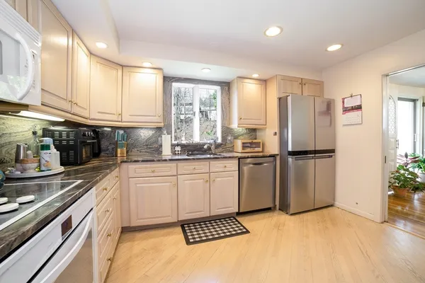 $545,000 | 50 Valley Hill Drive, Worcester, MA 01602