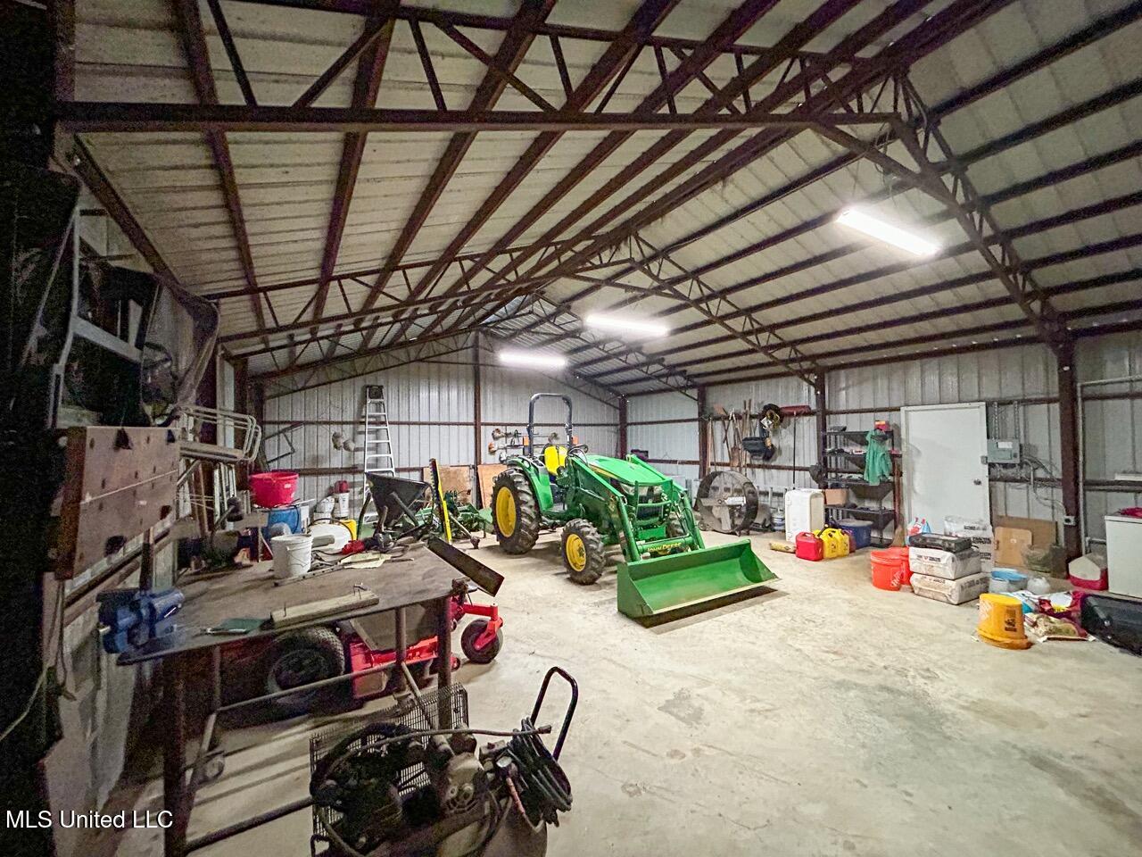 2015 Forest Road Hazlehurst, MS 39083 - Photo 23 of 49 IMG_2889 Large