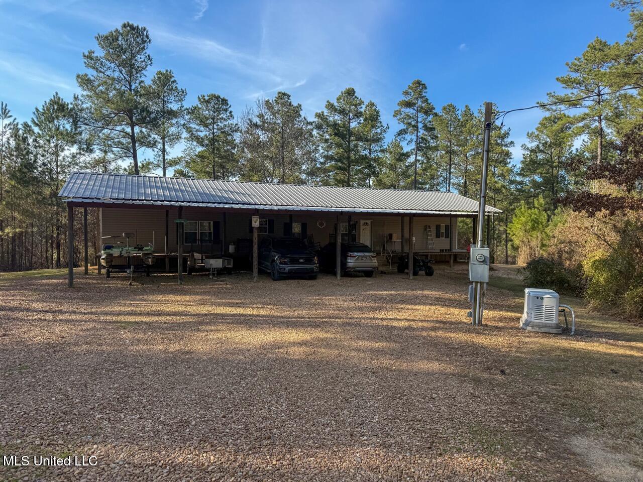 2015 Forest Road Hazlehurst, MS 39083 - Photo 30 of 49 IMG_2911 Large