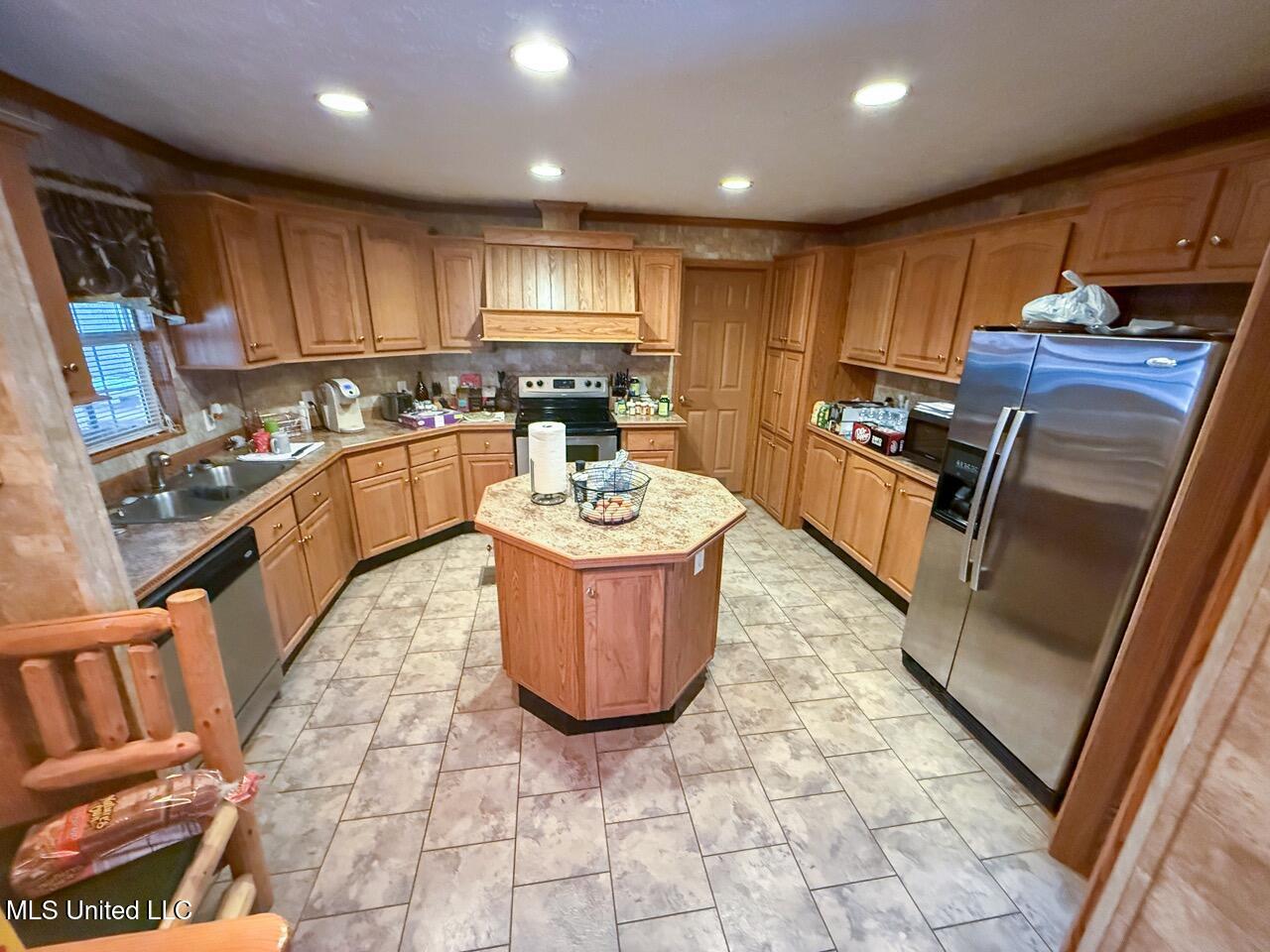 2015 Forest Road Hazlehurst, MS 39083 - Photo 35 of 49 IMG_2918 Large