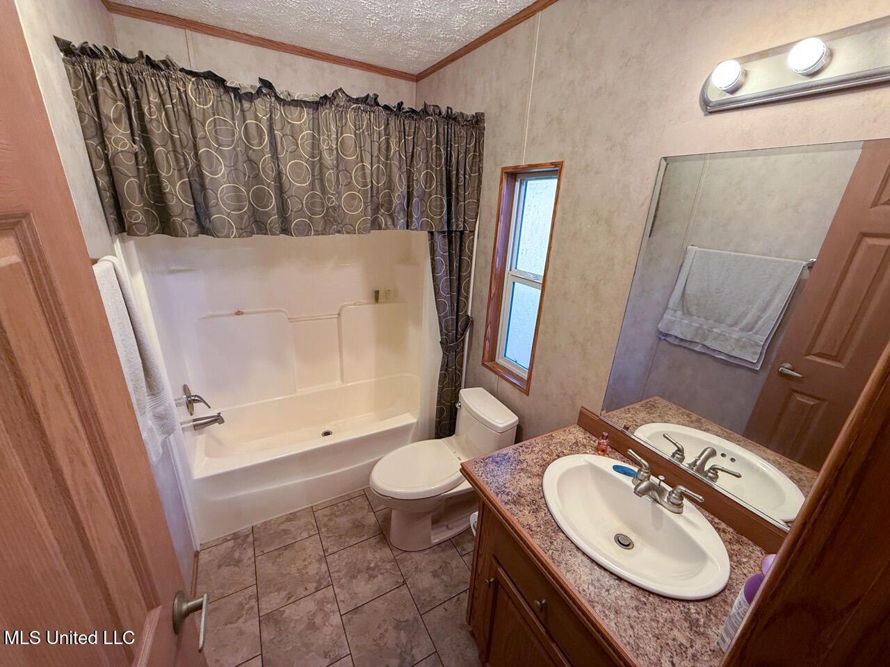 2015 Forest Road Hazlehurst, MS 39083 - Photo 39 of 49 IMG_2927 Large