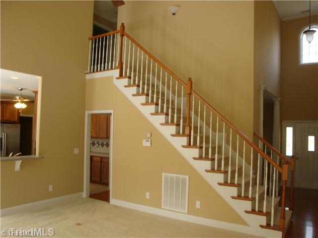 749 Barrocliff Road Clemmons, NC 27012 - Photo 4 of 16 Den/Family/Great Room.