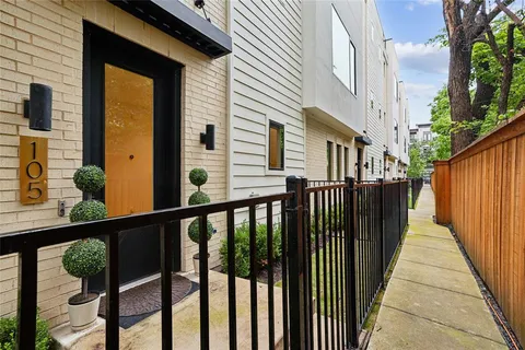 $749,000 | 2633 Reagan Street, Unit 105, Dallas, TX 75219