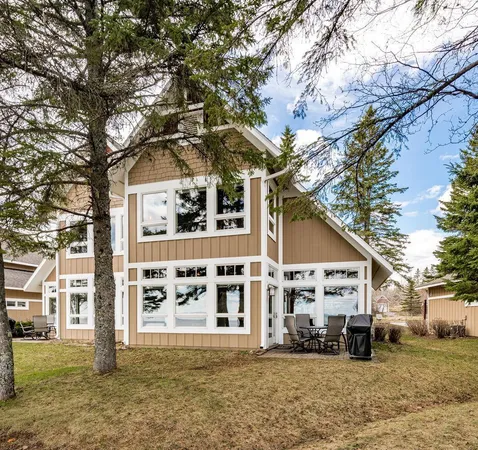 $349,000 | 596 Larsmont Way, Unit 3152, Two Harbors, MN 55616