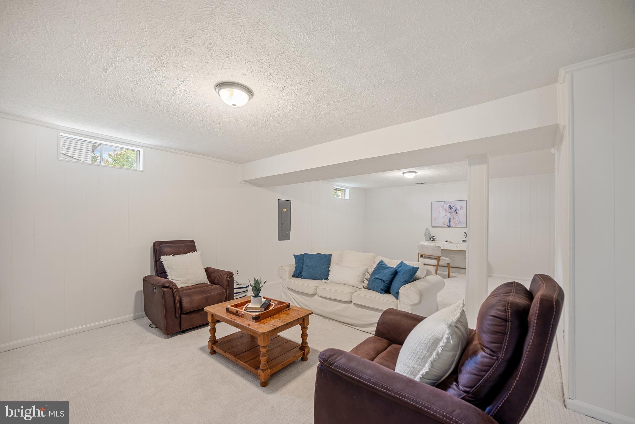 7838 Roundabout Way Springfield, VA 22153 - Photo 35 of 56 a living room with furniture