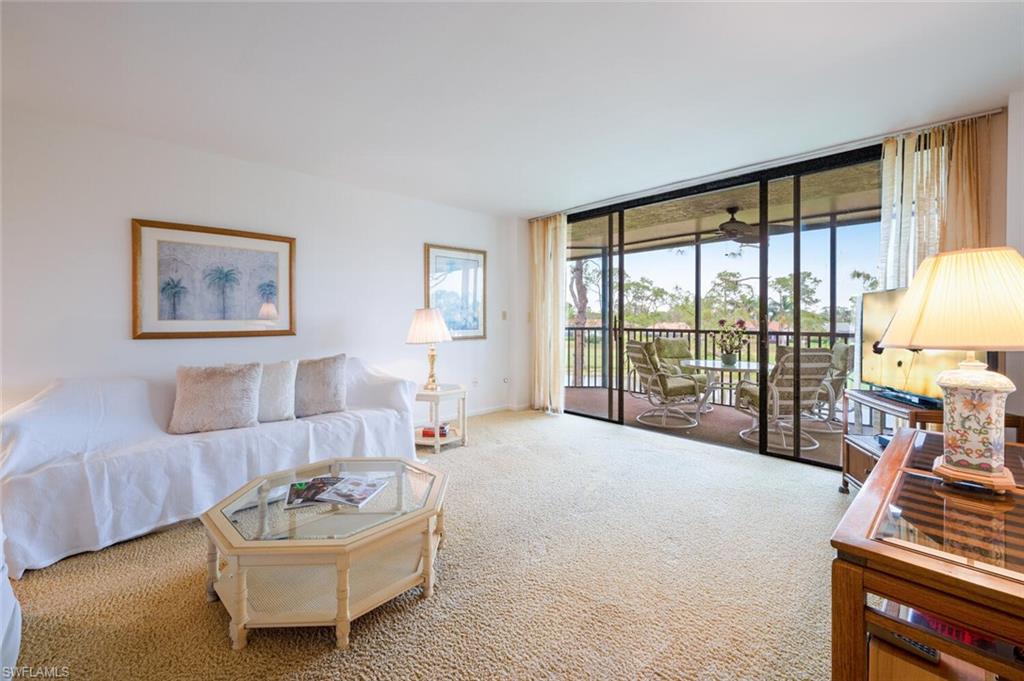 415 Augusta Boulevard, Unit 311 Naples, FL 34113 - Photo 4 of 32