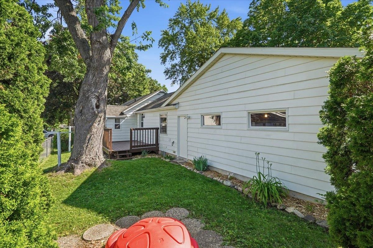 1102 Grant Street Fort Atkinson, WI 53538 - Photo 28 of 39