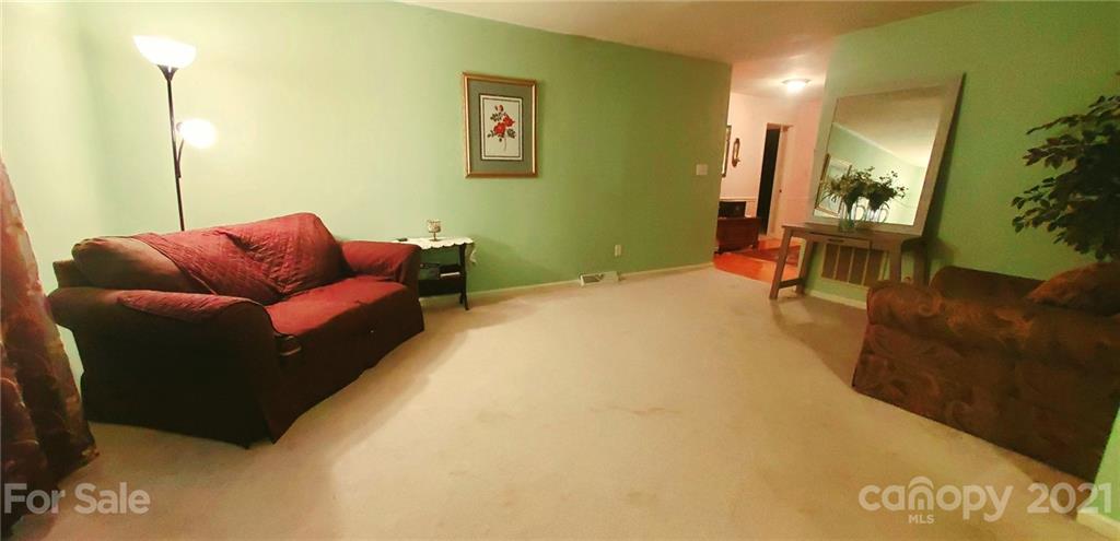 3207 Windrow Lane Matthews, NC 28105 - Photo 4 of 25