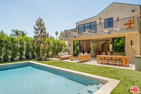 $4,395,000 | 636 North Laurel Avenue, Los Angeles, CA 90048