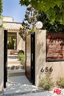 $4,395,000 | 636 North Laurel Avenue, Los Angeles, CA 90048