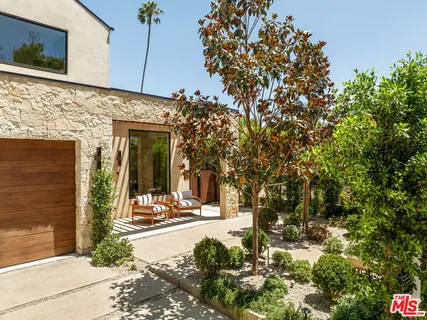 $4,395,000 | 636 North Laurel Avenue, Los Angeles, CA 90048