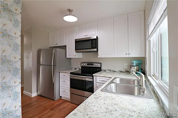 $315,000 | 410 Woodland Hill Court, Manchester, MO 63021