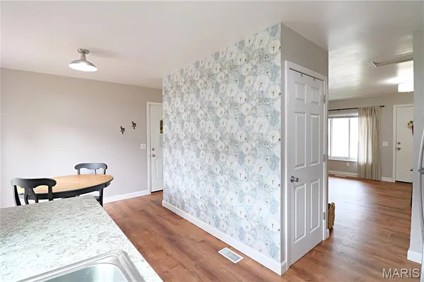$315,000 | 410 Woodland Hill Court, Manchester, MO 63021