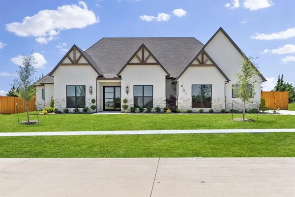 $775,000 | 461 Whispering Way, Red Oak, TX 75154