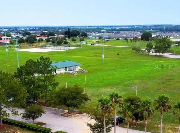 $270,990 | 612 Broadoak Drive, Dundee, FL 33838