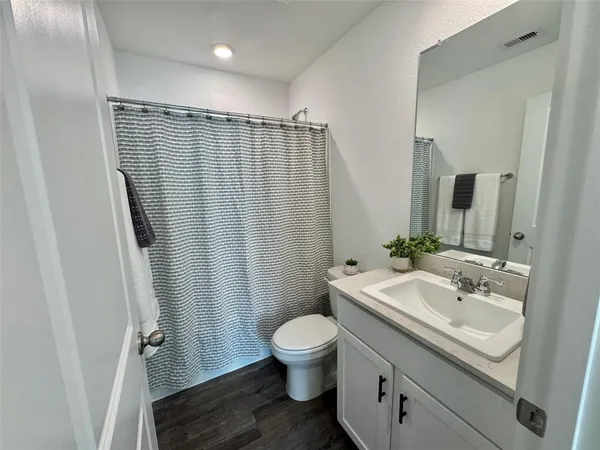 $2,100 | 40962 Seasoned Oak Lane, Magnolia, TX 77354