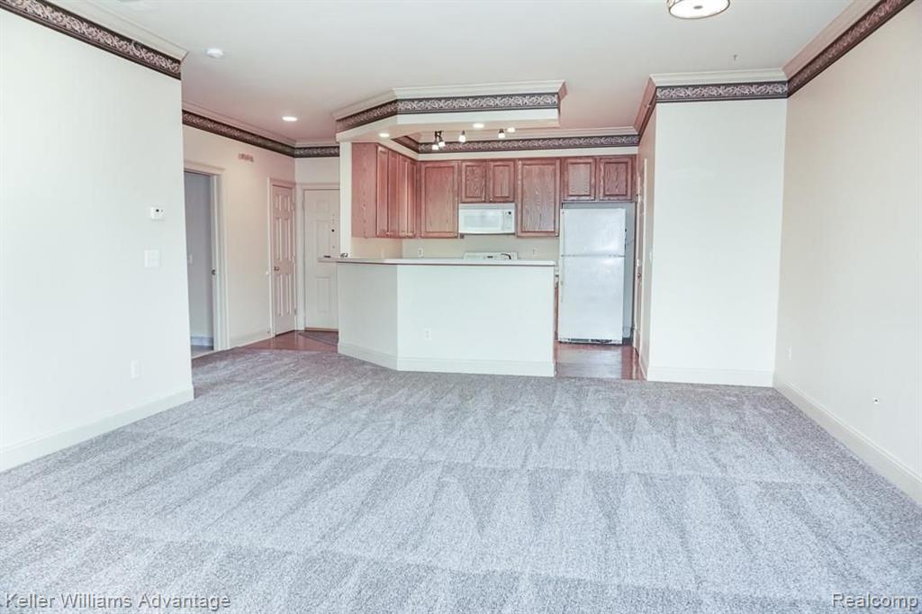 39140 Hayes Road Clinton Township, MI 48038 - Photo 5 of 23