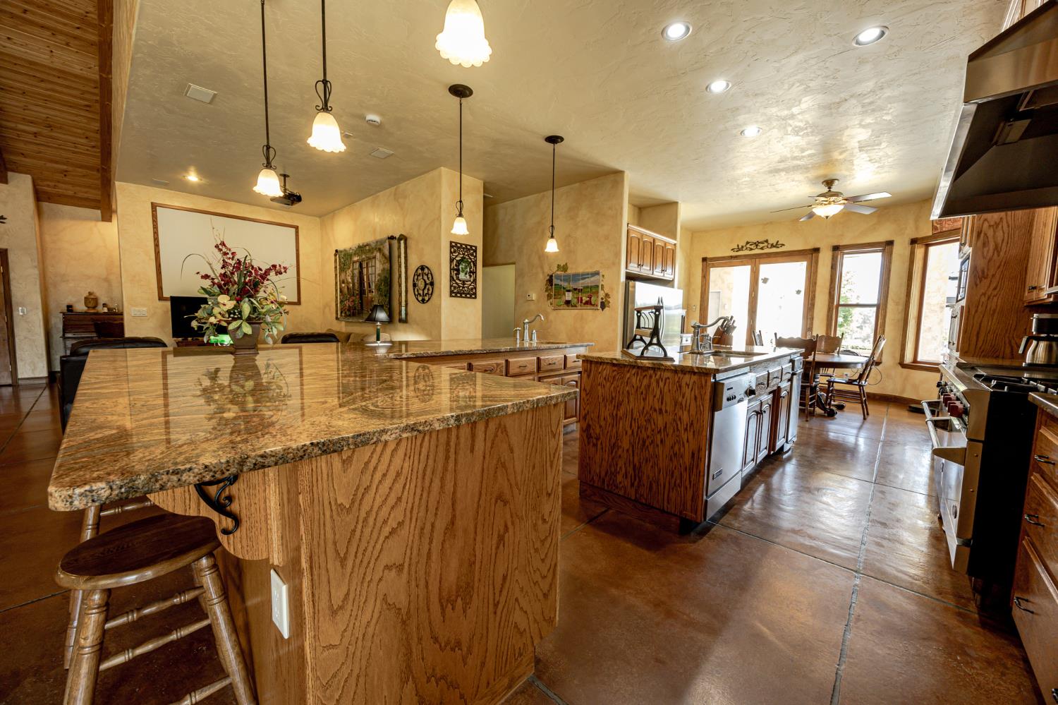 1087 Ben Hur Road Raymond, CA 93653 - Photo 17 of 88