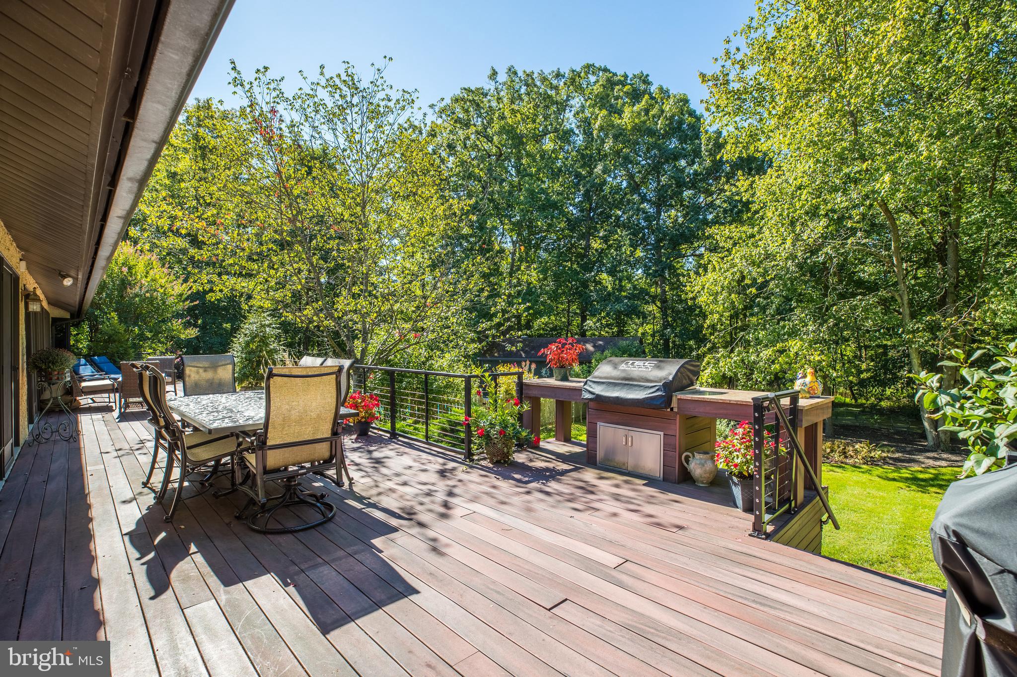 304 South Valley Road Paoli, PA 19301 - Photo 43 of 52 Back Deck