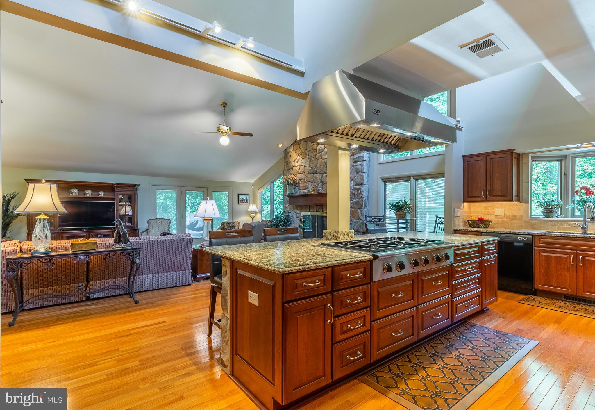 304 South Valley Road Paoli, PA 19301 - Photo 6 of 52 Kitchen