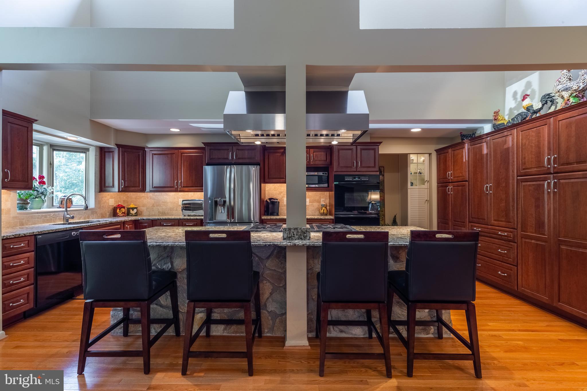 304 South Valley Road Paoli, PA 19301 - Photo 7 of 52 Kitchen