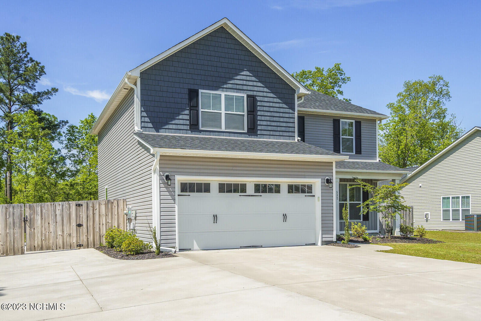 532 Toms Creek Road Rocky Point, NC 28457 - Photo 4 of 59 Extra large driveway