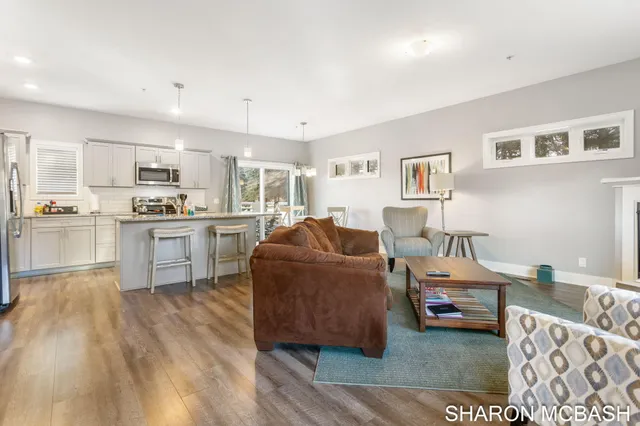 $425,000 | 320 Blue Star Highway, Unit 35, Douglas, MI 49406