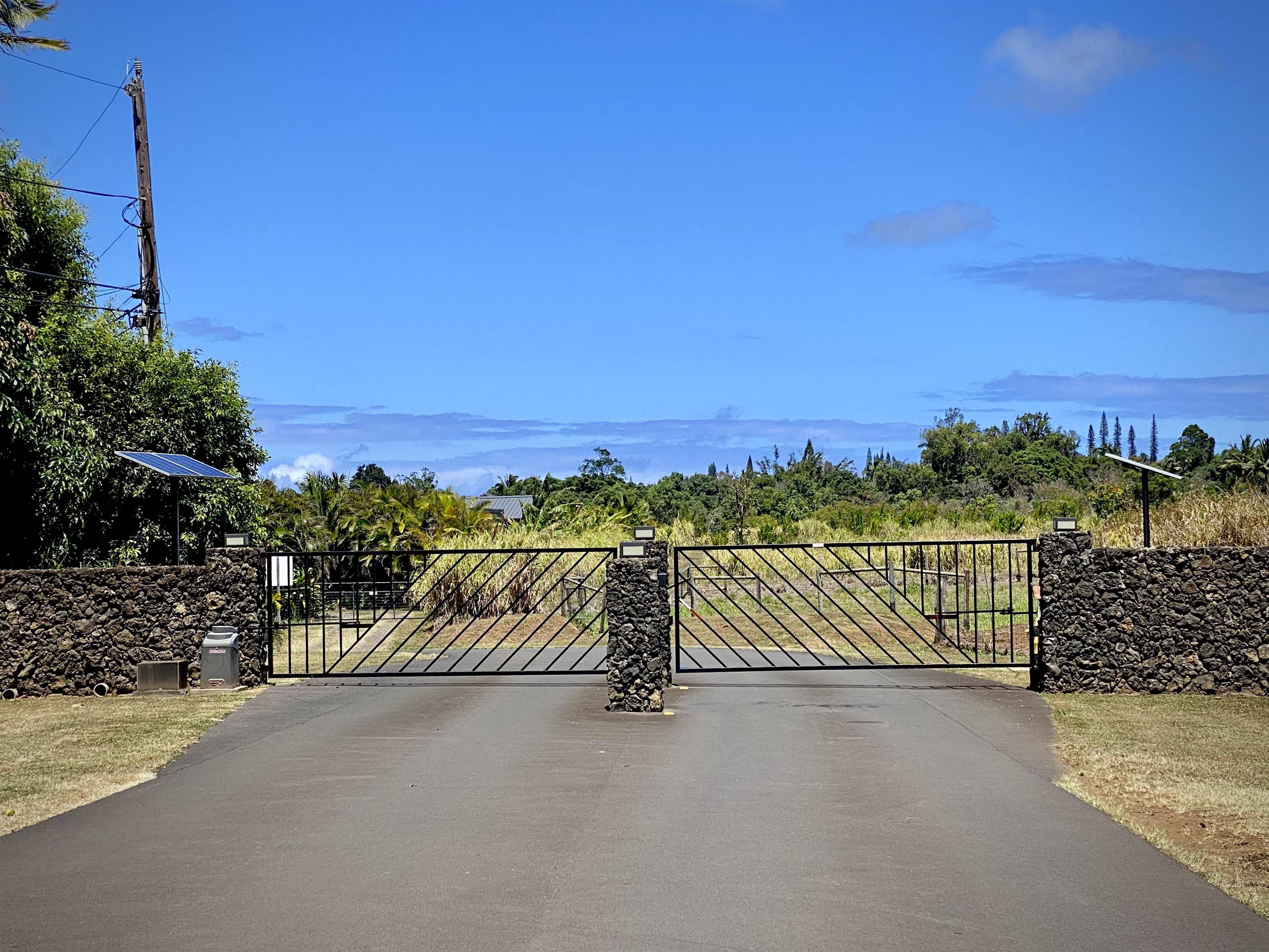 676 Kauaheahe Place, Unit A Haiku, HI 96708 - Photo 2 of 40 Gated Subdivision