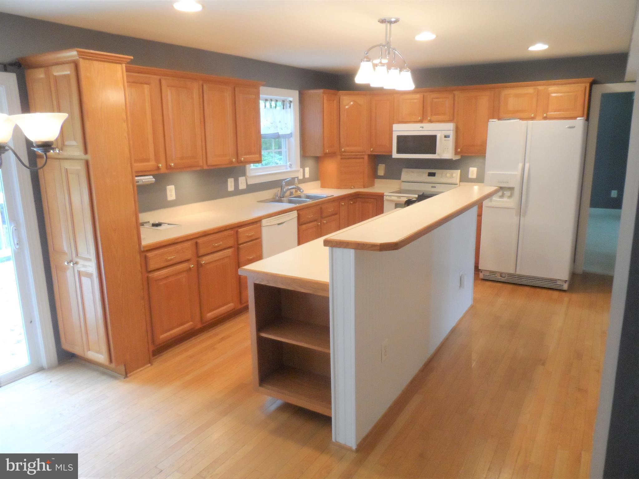 95 Miss Sams Way Huntingtown, MD 20639 - Photo 3 of 66
