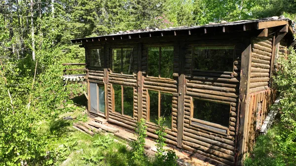 $699,000 | 1640 County Road West, Superior, WI 54880