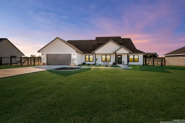 $610,000 | 659 Thormeyer Road, Seguin, TX 78155