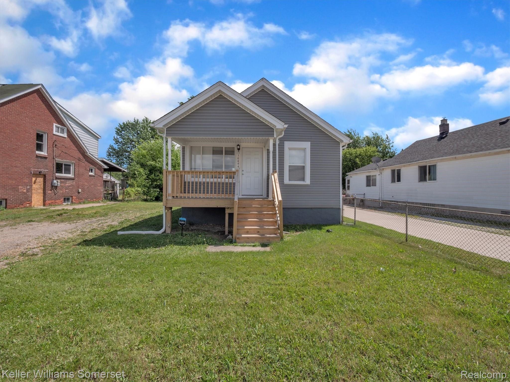 16494 East 10 Mile Road Eastpointe, MI 48021 - Photo 3 of 26 FRONT VIEW